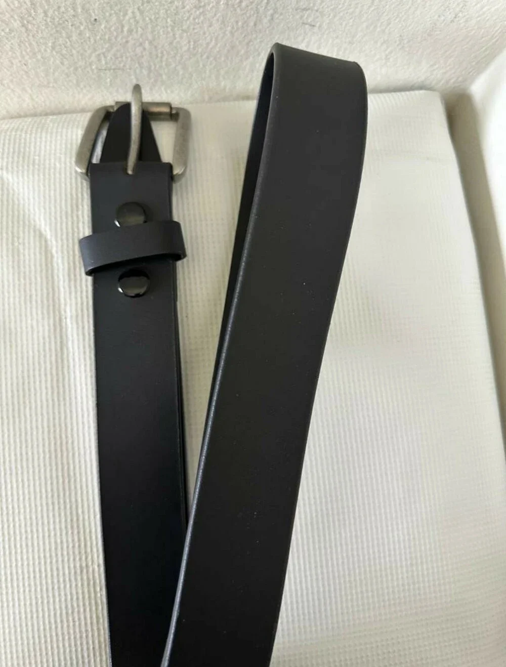 Paul Taylor Men's Black Leather Belt With Silver Tone Buckle